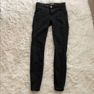 Black skinny jeans